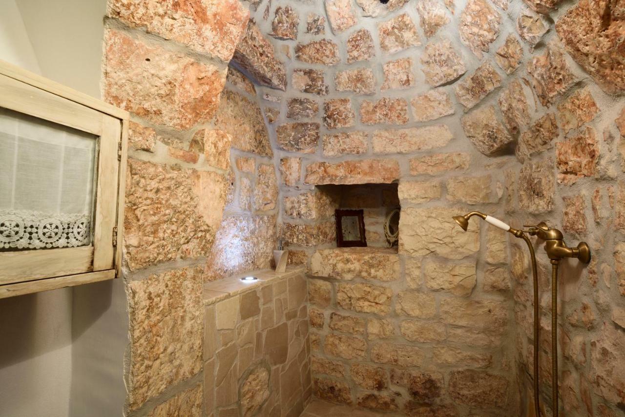 B&B Trullo Barbagiullo Чистернино Экстерьер фото